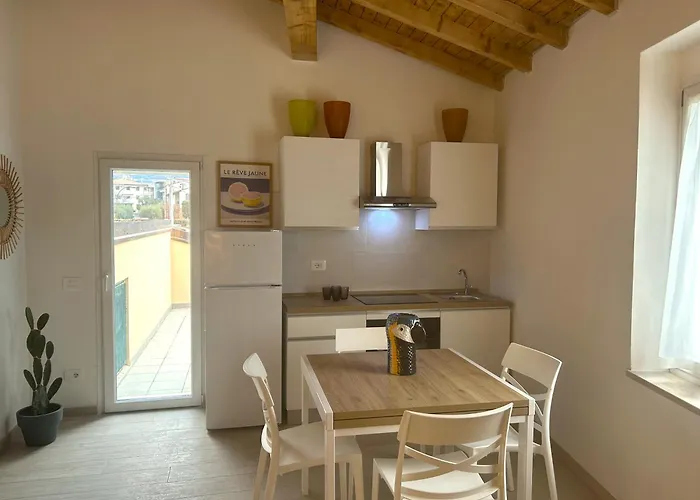 Antico Borgo San Zeno Apartamento Bardolino